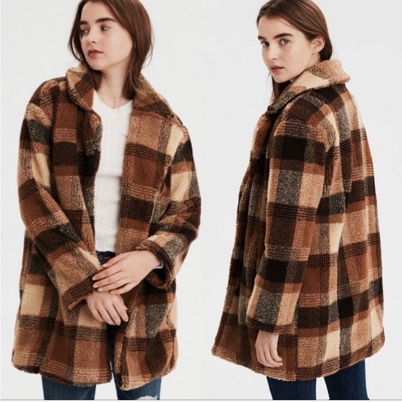 American Eagle Outfitters Jackets & Blazers - American Eagle Outfitters Plaid Teddy Full Coat Oversize Brown Tan Lined size L